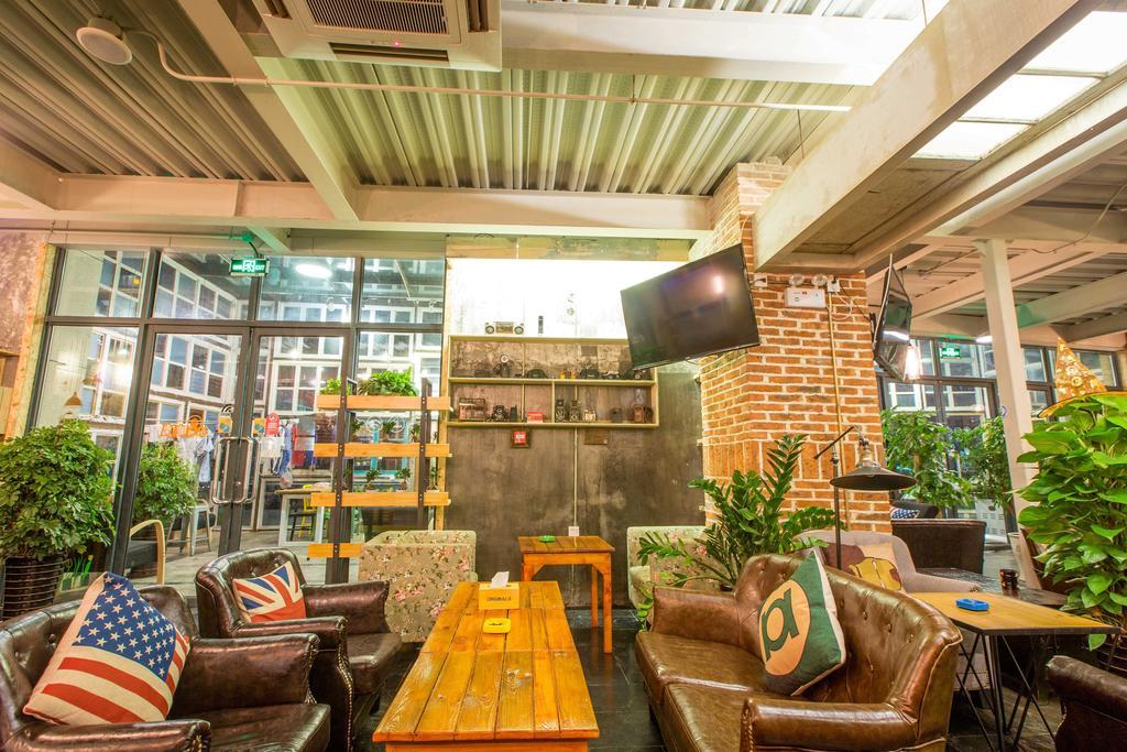 Hostel Marina Qingdao Buitenkant foto