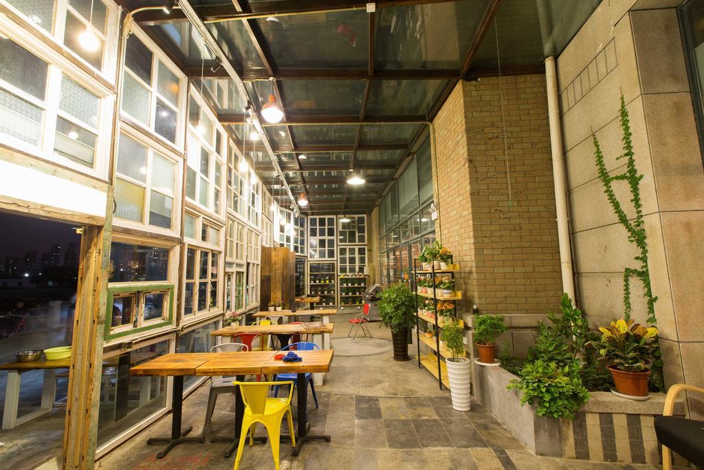Hostel Marina Qingdao Buitenkant foto